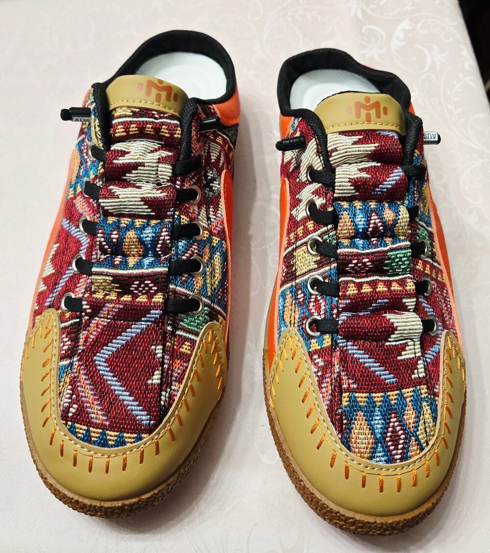 Colorful Tribal Pattern Casual Sneakers Women's US 12 EU 43 New No Box